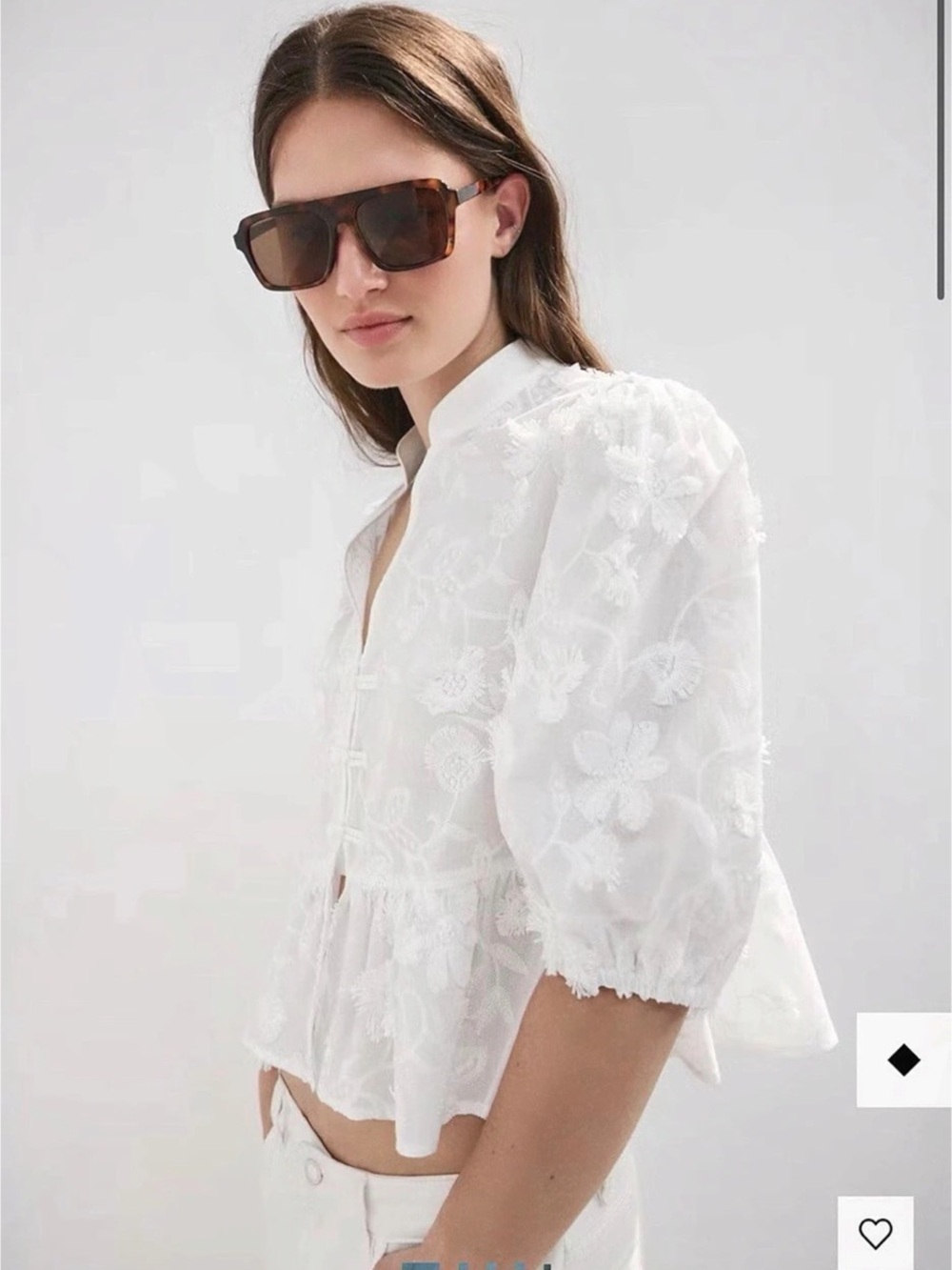 Mango Embroidered Floral Puff-Sleeve Blouse in White Size medium